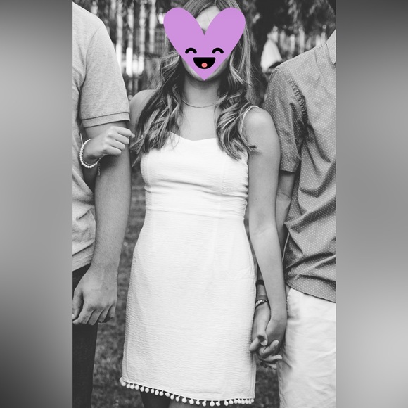 White mini dress - Picture 1 of 3